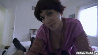 Horny 엄마 제시카 라이언에서 그녀들을 빨아의 젊은 딕