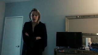 Passo Sis È Un Sperma Bere Slut Per Il Passaggio Bro