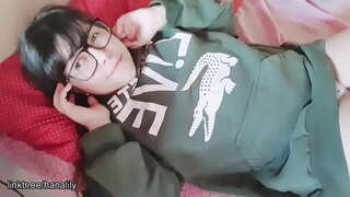 ̋�대 소녀는 그녀의 음부