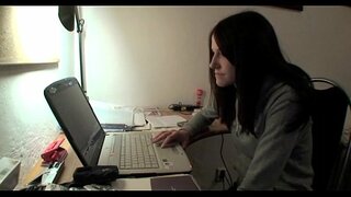 که مرد نبود در برابر